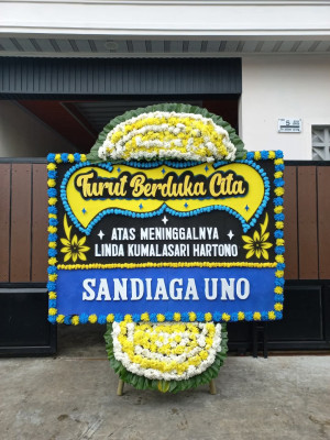 Papan Bunga Duka di Tanjung Medar
